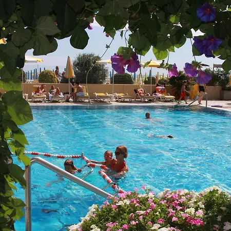 Hotell Sirenetta 4*